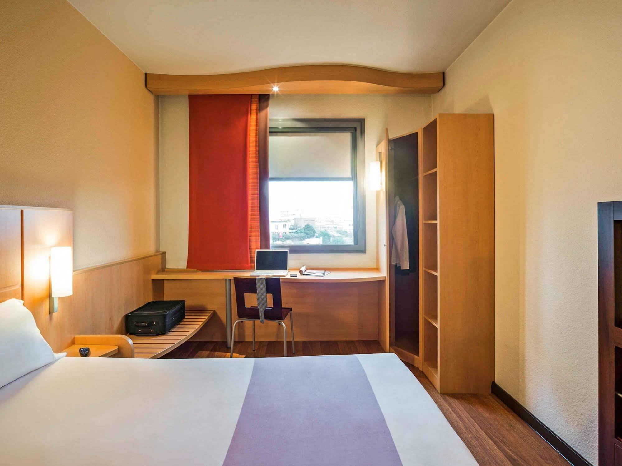 Leonardo Hotel